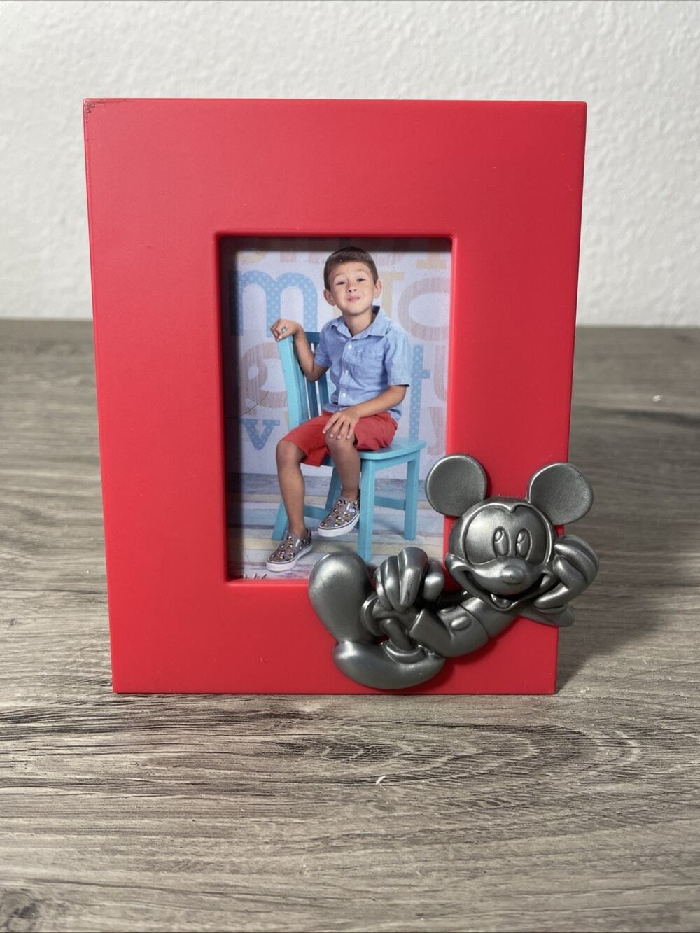 Vintage Disney Connoisseur Mickey Mouse Small Red 2001 Picture Frame